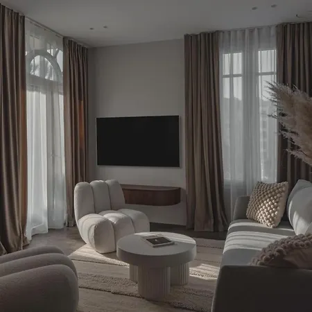 Modern 1 Bedroom Next To Monte Carlo Διαμέρισμα